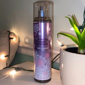 Bath and Body Works Winter Berry Wonder Fragrance Mist